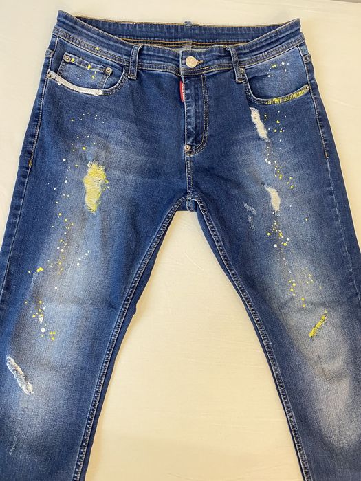 Дънки на dsquared2