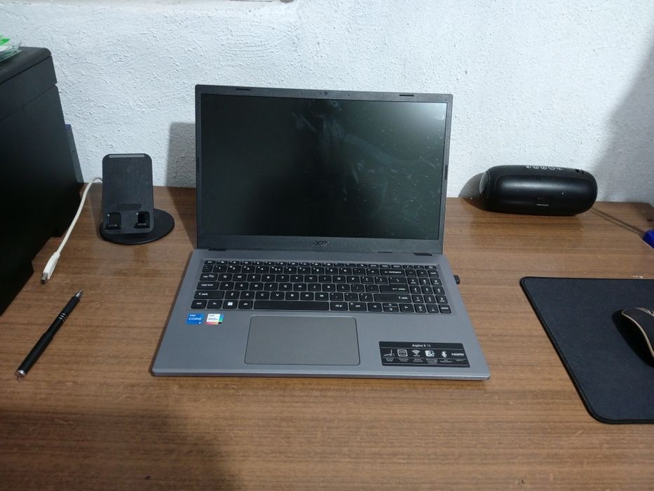 Acer core i5 8/512 GB sotiladi. Holati: 1 oy ishlatilgan, yangi.