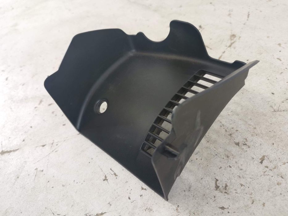 Порше Макан / Porsche Macan [ - ] Оригинален десен въздуховоден дефлек