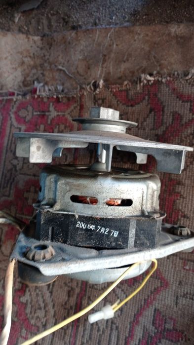 Продается моторчики на стиральные машины