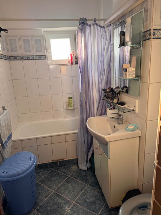 Apartament 3 camere de închiriat - Ramnicu Sarat