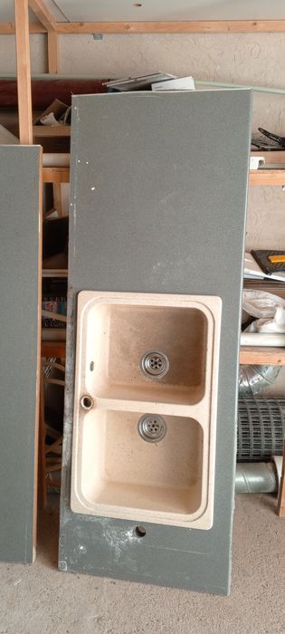 Продается мойка керамическая