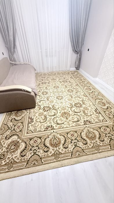 Ковер 3*4 б/у.
