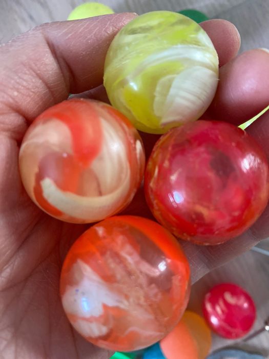 Попрыгунчик мячик