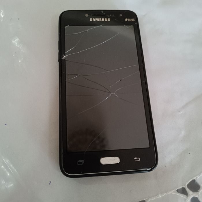 Gelexy Samsung J2