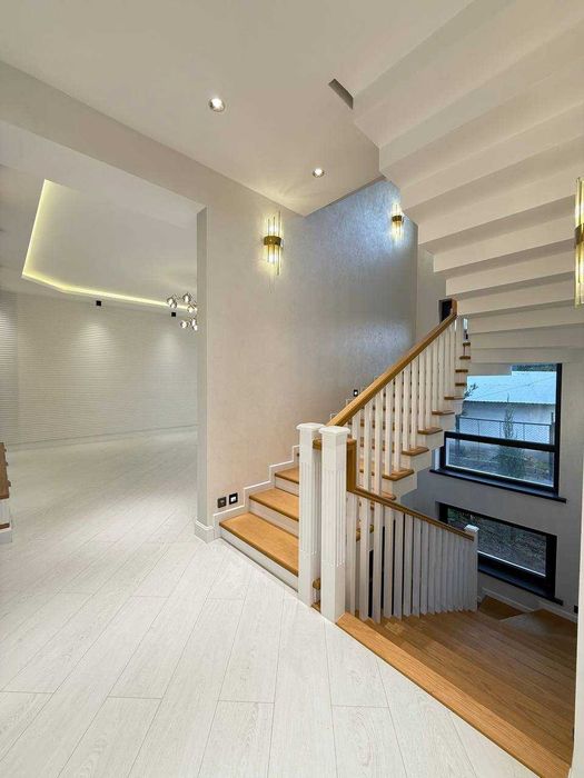 R5 Сдаётся ШИКАРНЫЙ Участок на НИКИТИНА, можно под офис!