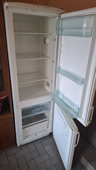 Продам Немецкий холодильник Hansa