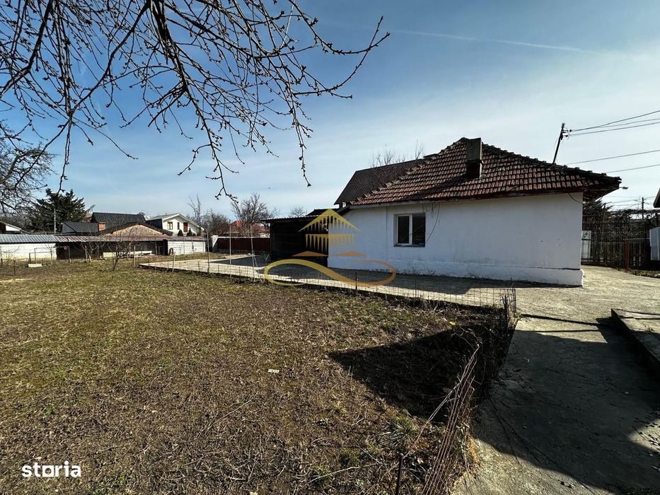 Casa batraneasca cu 800 mp teren de vanzare in Tache / Bacau