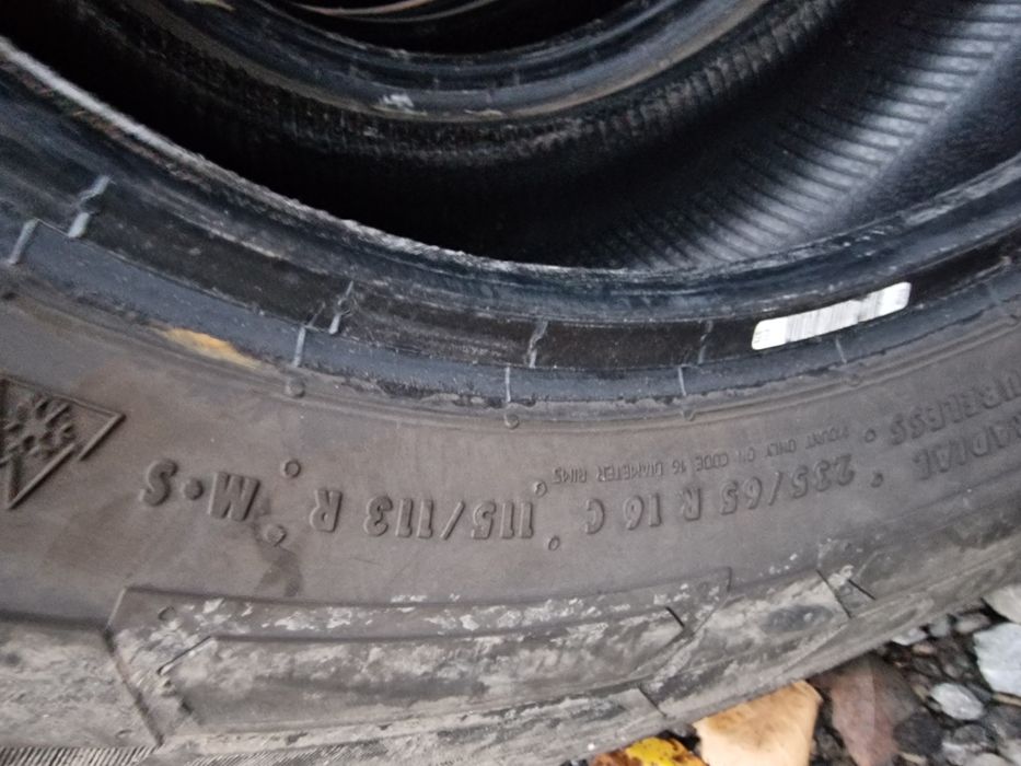 Anvelope 235/65R16C marca Continental, DOT 2021,7 mm