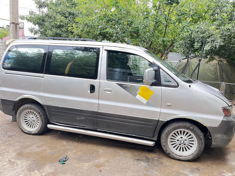 Hyundai starex 2,5