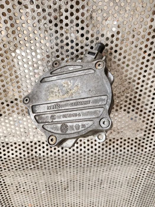 Pompa Vacuum Bmw E90 E91 E92 E93 Cod st732-m3-a - Dezmembrari Arad