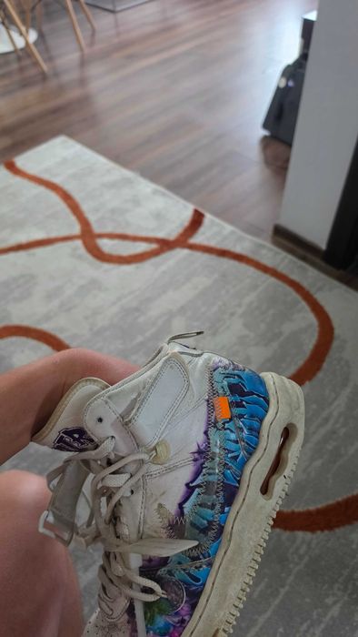 Vand adidasi off white albi
