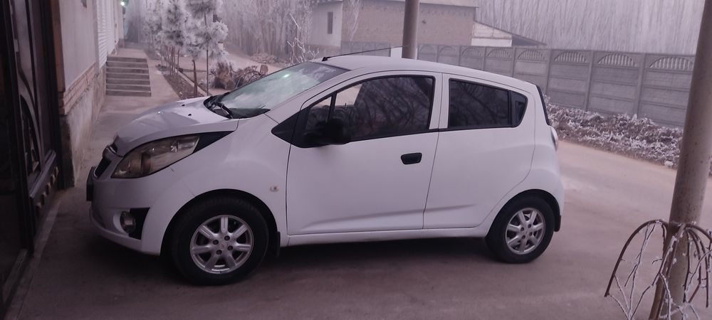 Спарк сотилади..