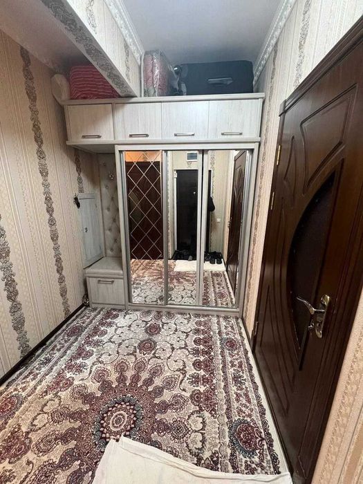 Продается квартира на массиве Кара-камыш 2/1.  57 кв.м.