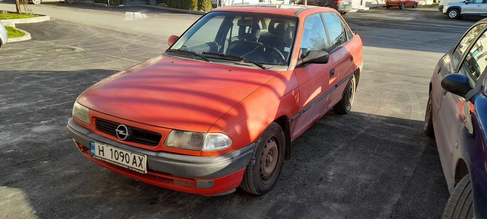 Opel Astra 1.6 benzin