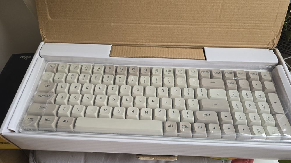 Tastatura mecanica Aigo A100