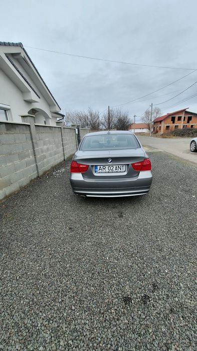 Vând BMW, 318 D, 2009 Decembrie,capacitate cilindrica1995,facelift.