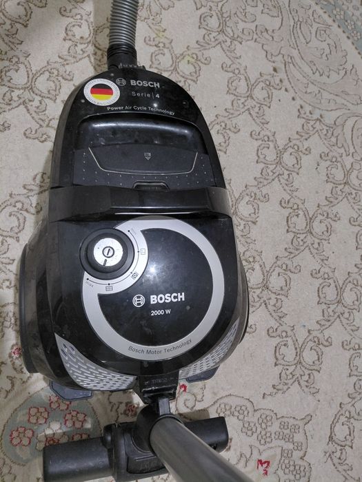 Пылесос BOSCH 2000 W