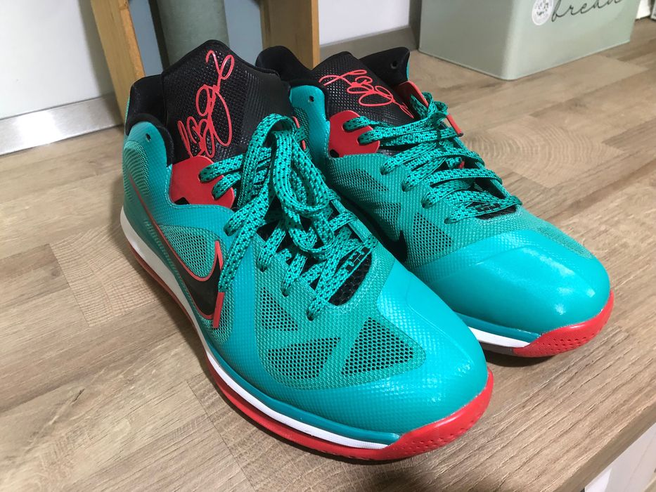 Nike LeBron 9 Low Reverse Liverpool