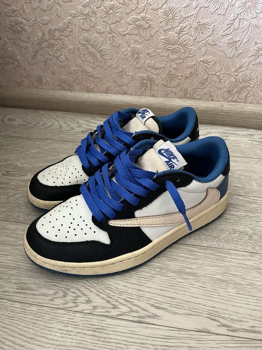 Nike travis scott кроссовки