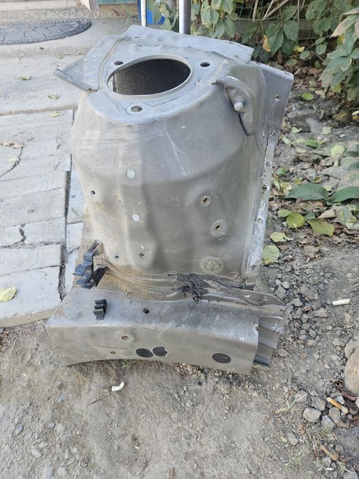 Продам кузовные детали