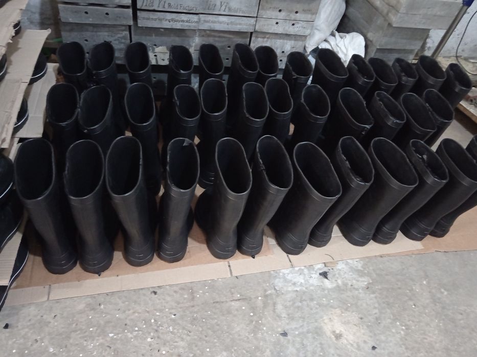 Сапоги резина. Этик пукак. 38000