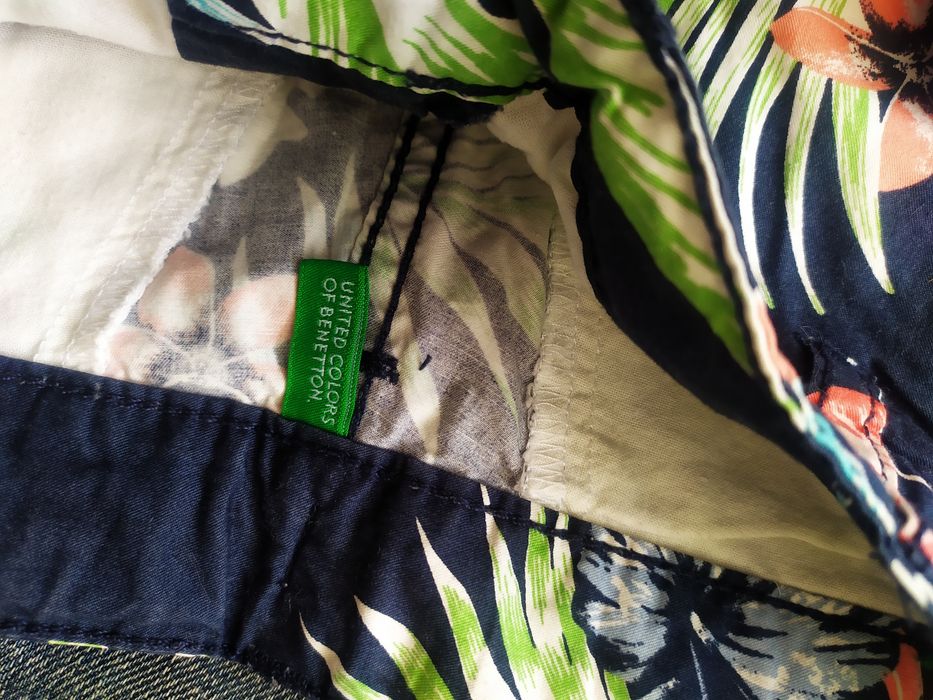 Продам шорты Benetton (7-8 лет)!