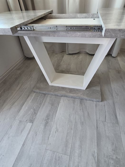 Кухненска маса като нова