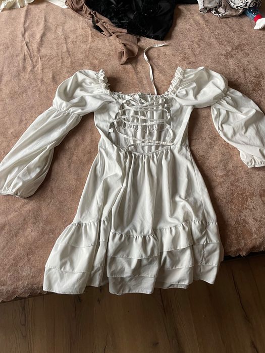 Дамска бяла рокля