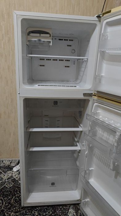 Продаётся холодильник Самсунг