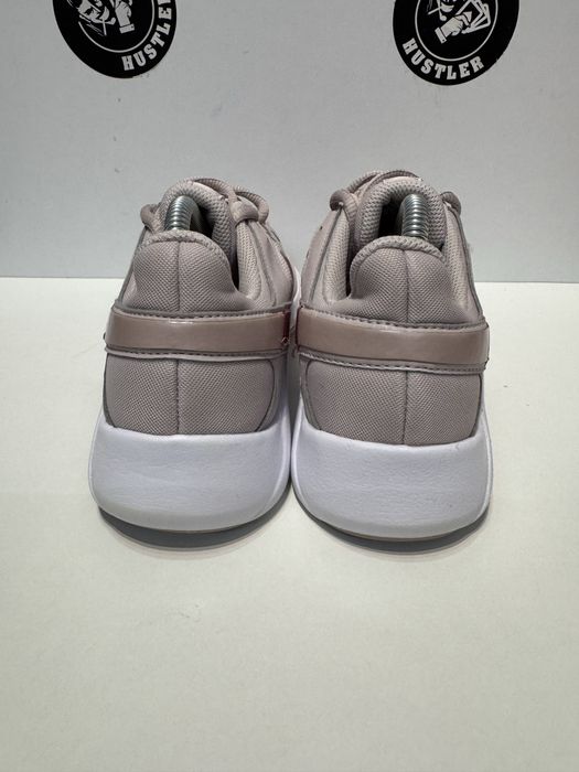 Маратонки NIKE LEGEND .Номер 39