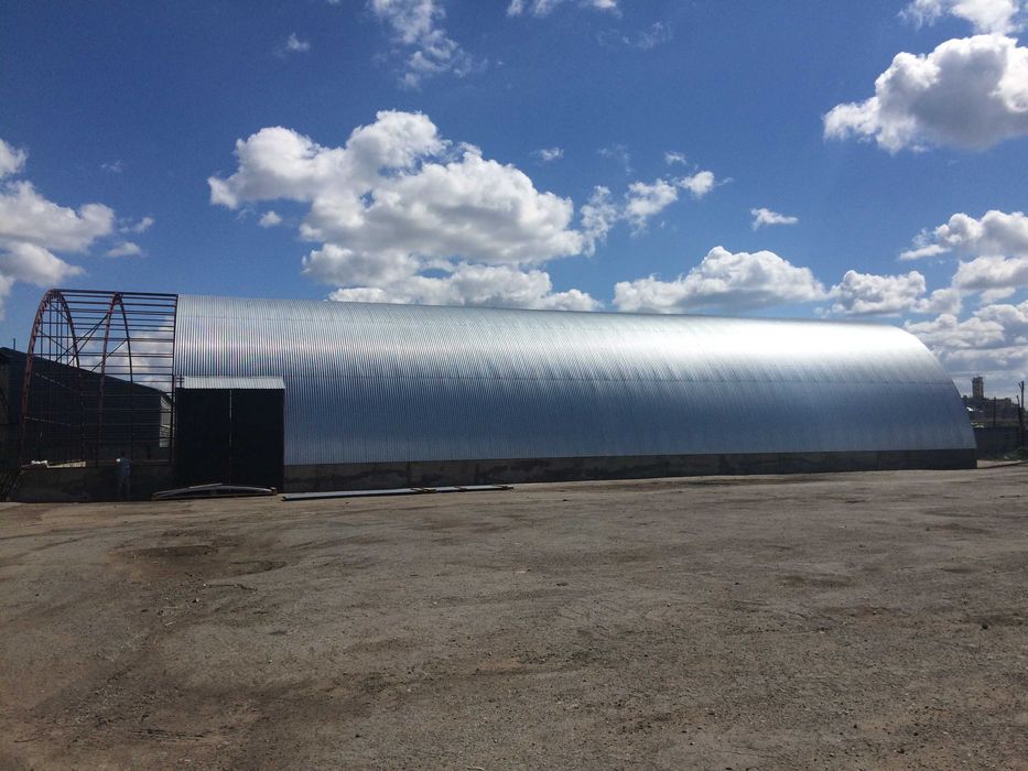 Ангар. Сборно-разборная металлоконструкция.