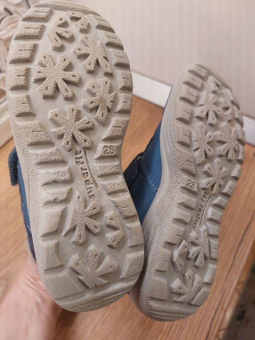 Cizme Superfit impermeabile mărime 28.