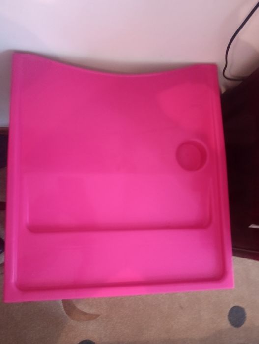 Продам детский столик