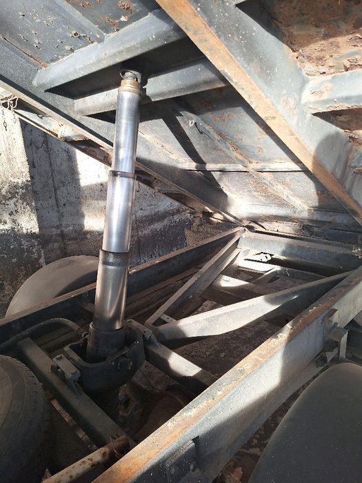 Vând benă basculabilă