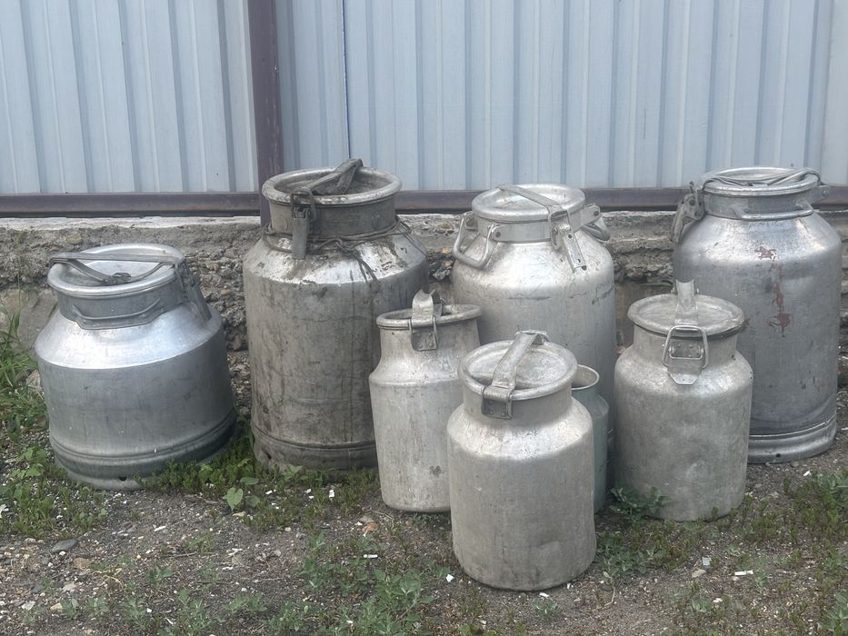 Продам фляги, большие кастрюли
