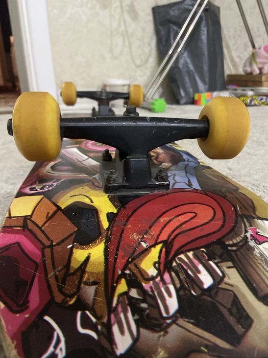 Прадаяотса скейтборд  Б\у