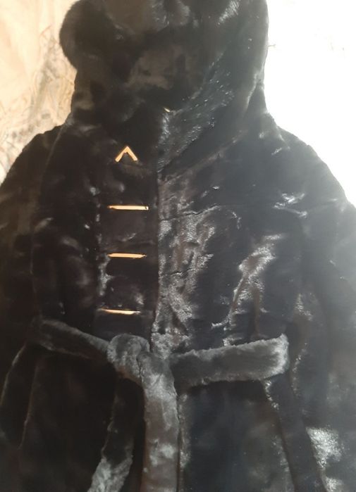 Шуба пдодам  25000