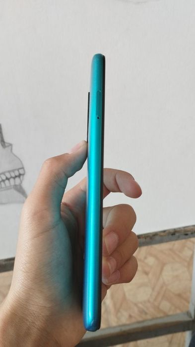 Redmi 9  3/32 holati ideal