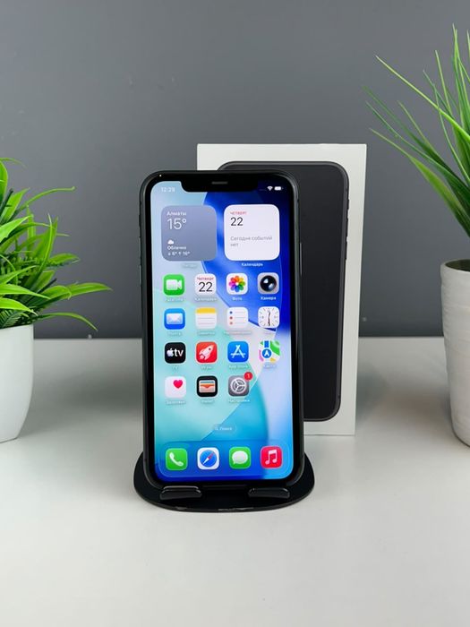 Телефон Apple iPhone 11 128GB