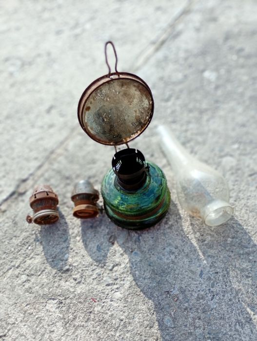 Lampa gaz veche funcțională