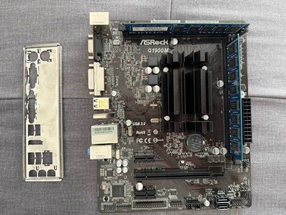 Kit placa baza Asrock Q1900M 4core Intel J1900 gen 7, 4GB RAM, TDP 10W