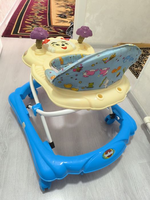 Ходунок детский.