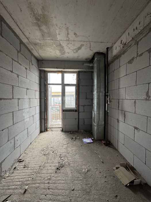 Продаётся квартира 35-кв.м Сергели р-н, метро Чоштепа, ( новостройка )