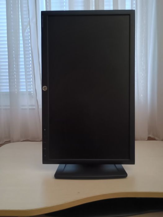 23" HP Compaq LA2306x