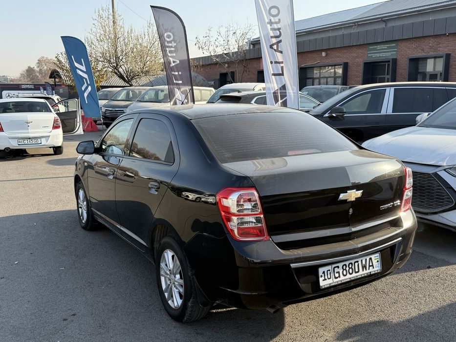 Cobalt 2022 toza qora