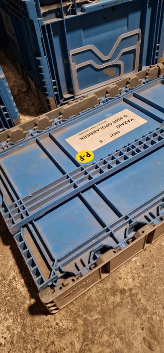 Vand cutii pliabile stivuibile