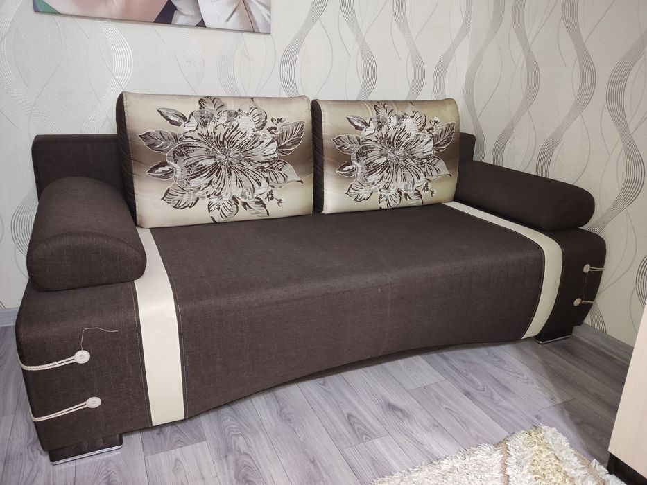 Диван в отличном состоянии!!!