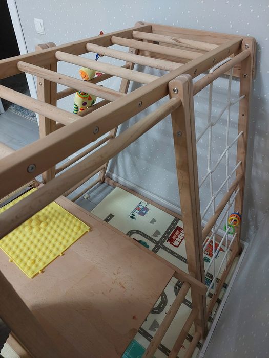 Продам горку в отличном  состоянии