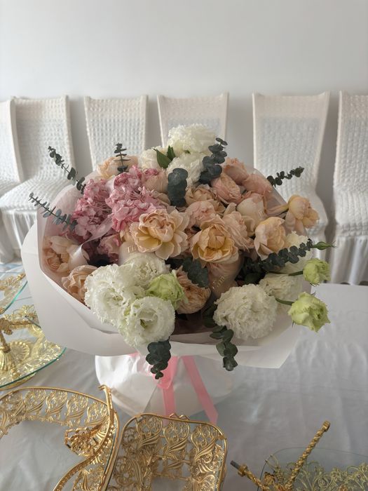 Цветы свежие кроме роз